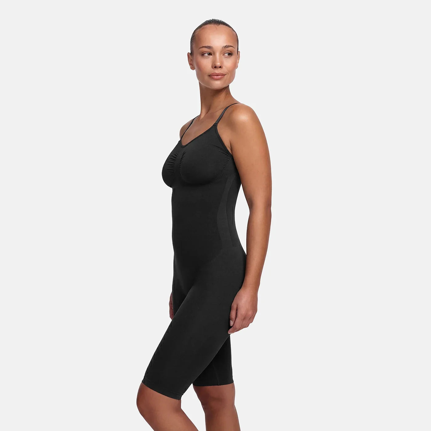 Body sculptant avec short