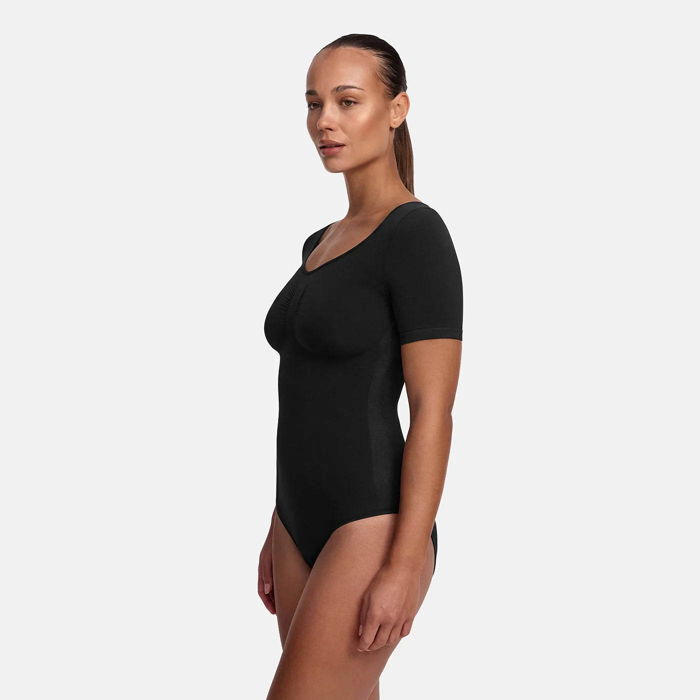 Body sculptant avec t-shirt et string