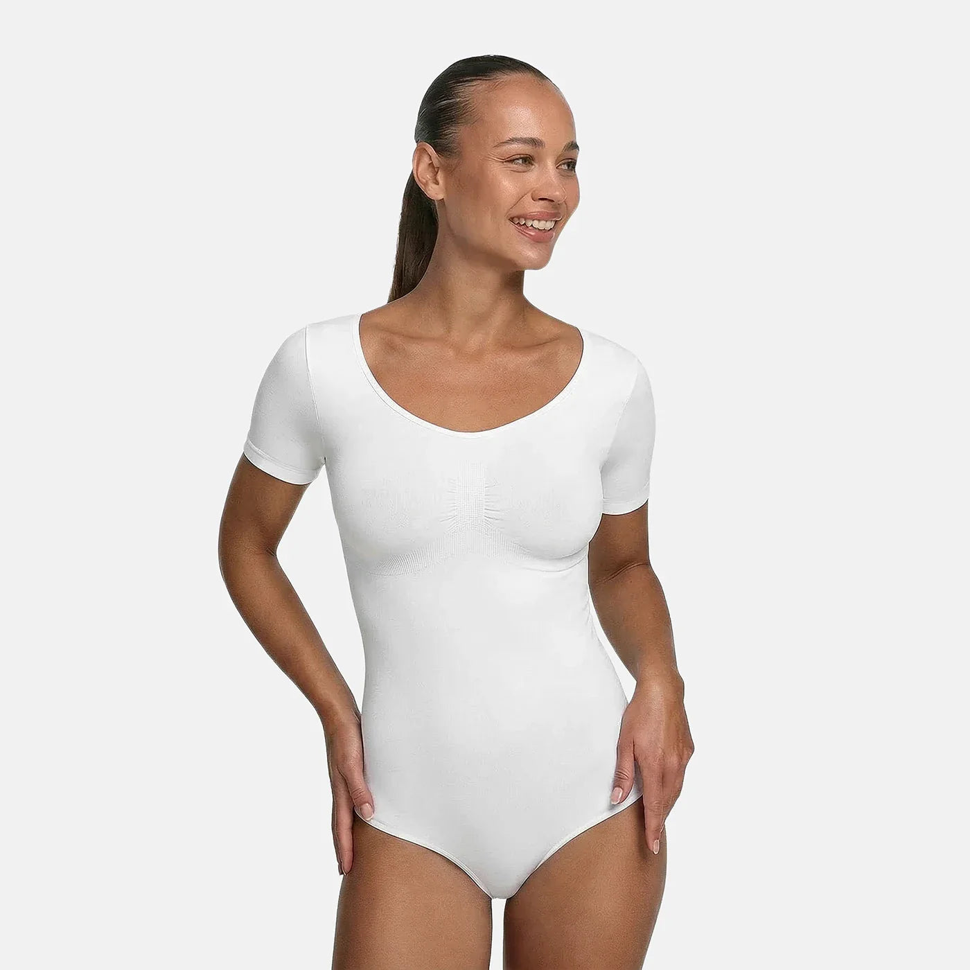 Body sculptant avec t-shirt et string